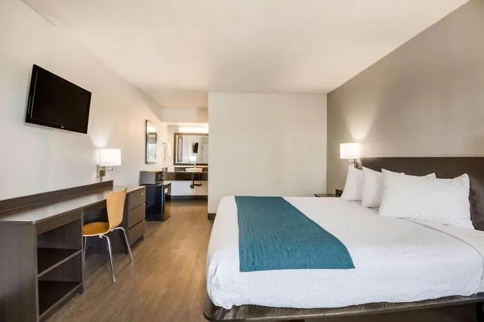 Hotel 6-tucson, Az-downtown 3*
